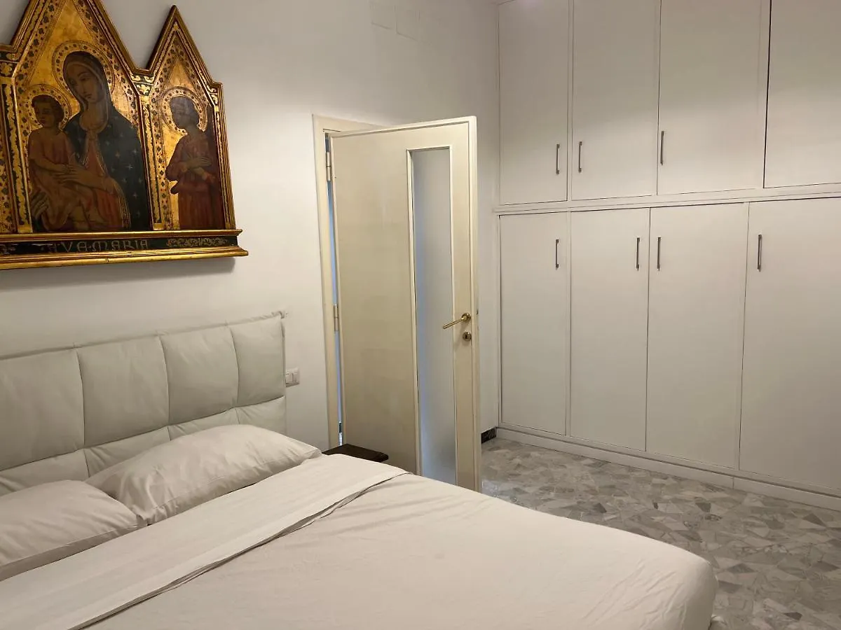 Apartment Divertiti Nel Cuore Della Dolce Vita Rome