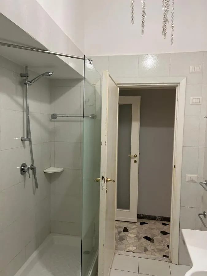 Apartment Divertiti Nel Cuore Della Dolce Vita Rome Italy
